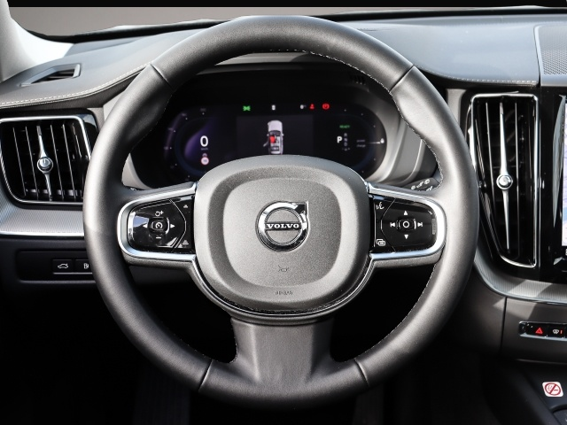 Volvo XC60 (04/2024, Hybrid (Benzin/Elektro))