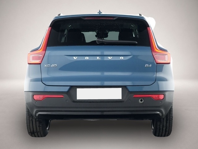 Volvo XC40 (06/2025, Benzin)