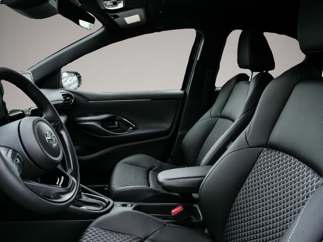 Mazda 2 Hybrid (06/2026, Hybrid (Benzin/Elektro))