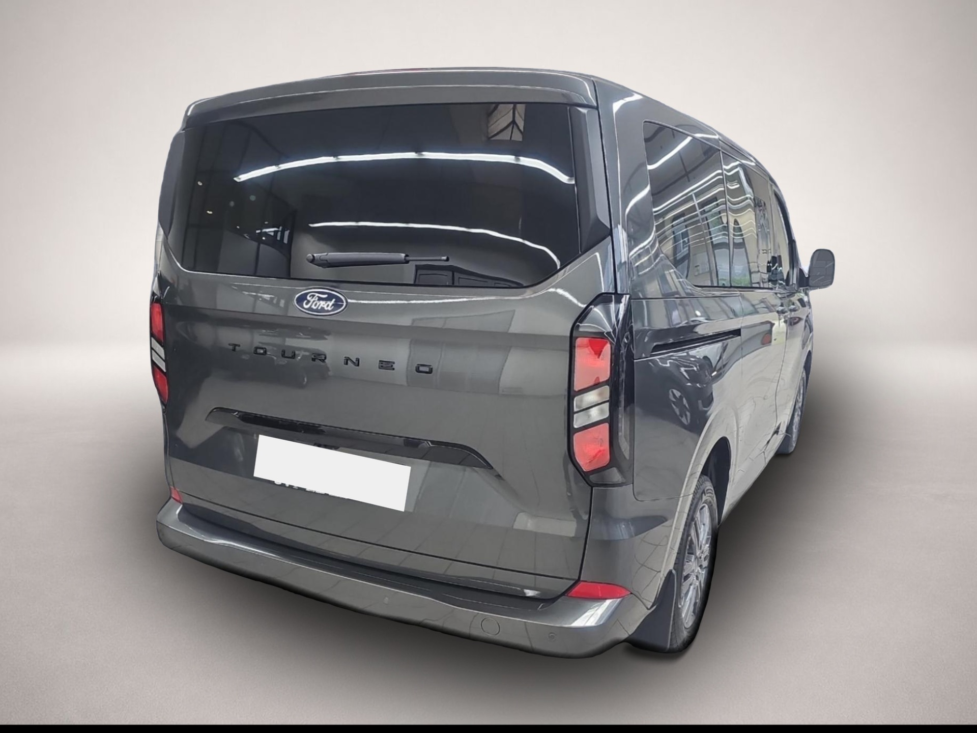 Ford Tourneo Custom (01/2026, Diesel)