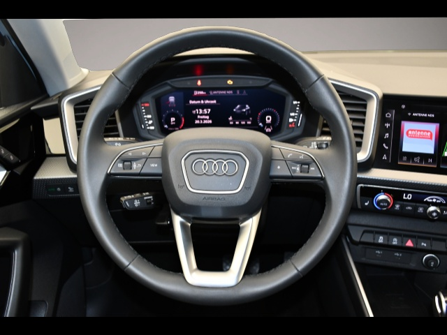 Audi A1 (05/2025, Benzin)