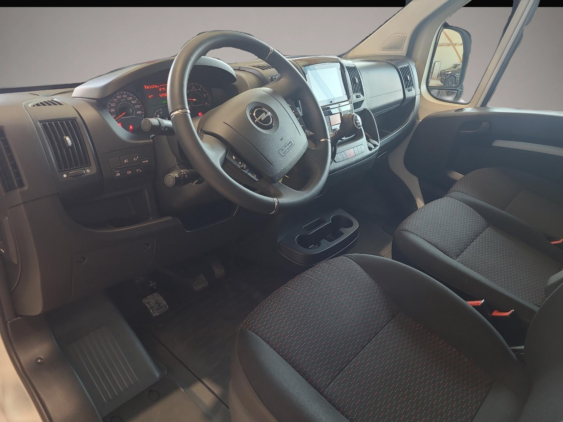 Opel Other (12/2024, Diesel)
