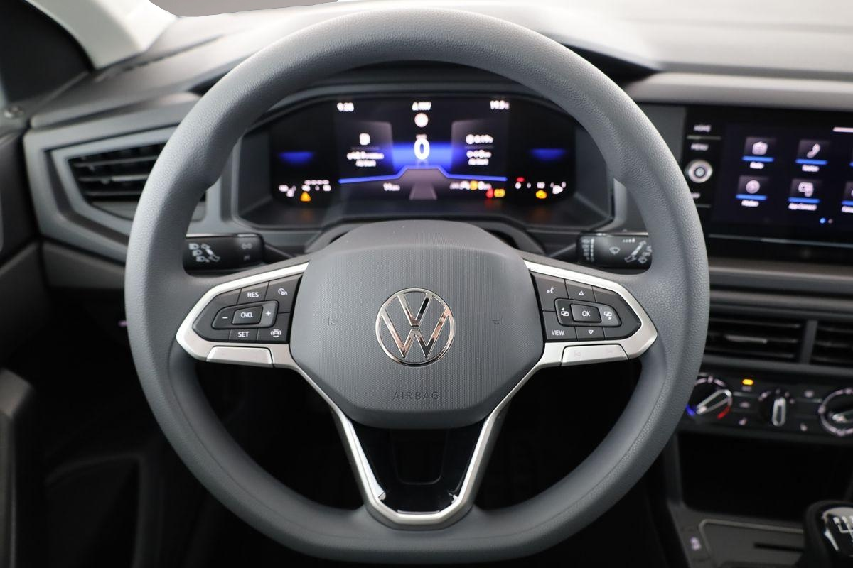 Volkswagen Polo (, Benzin)