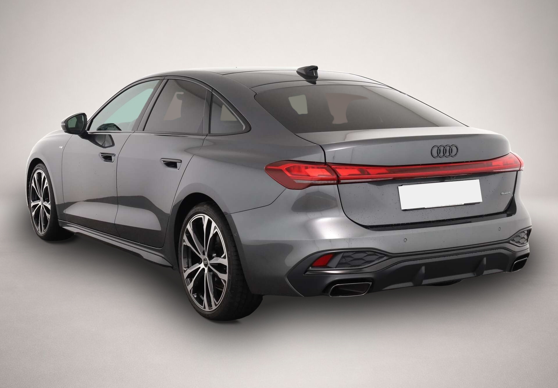Audi quattro (08/2025, Benzin)