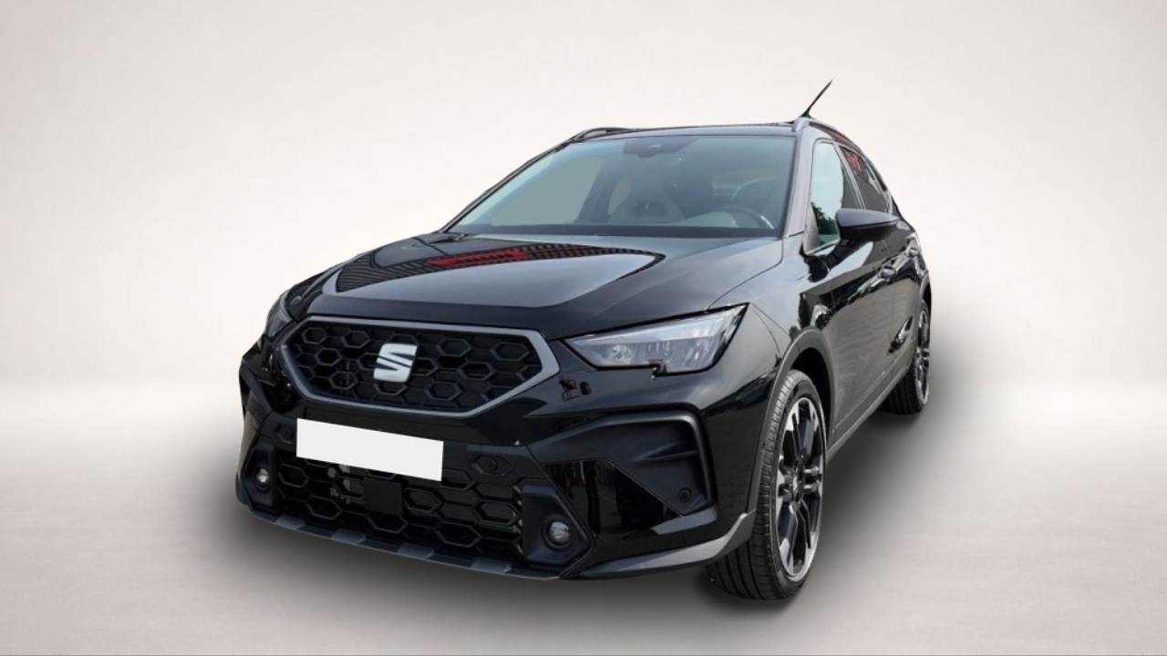 Seat Arona (03/2026, Benzin)