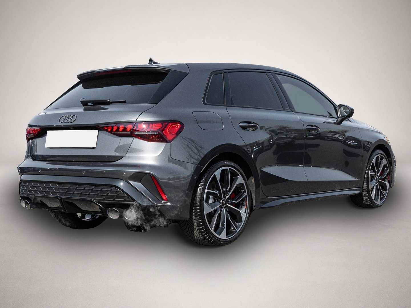 Audi quattro (02/2025, Benzin)