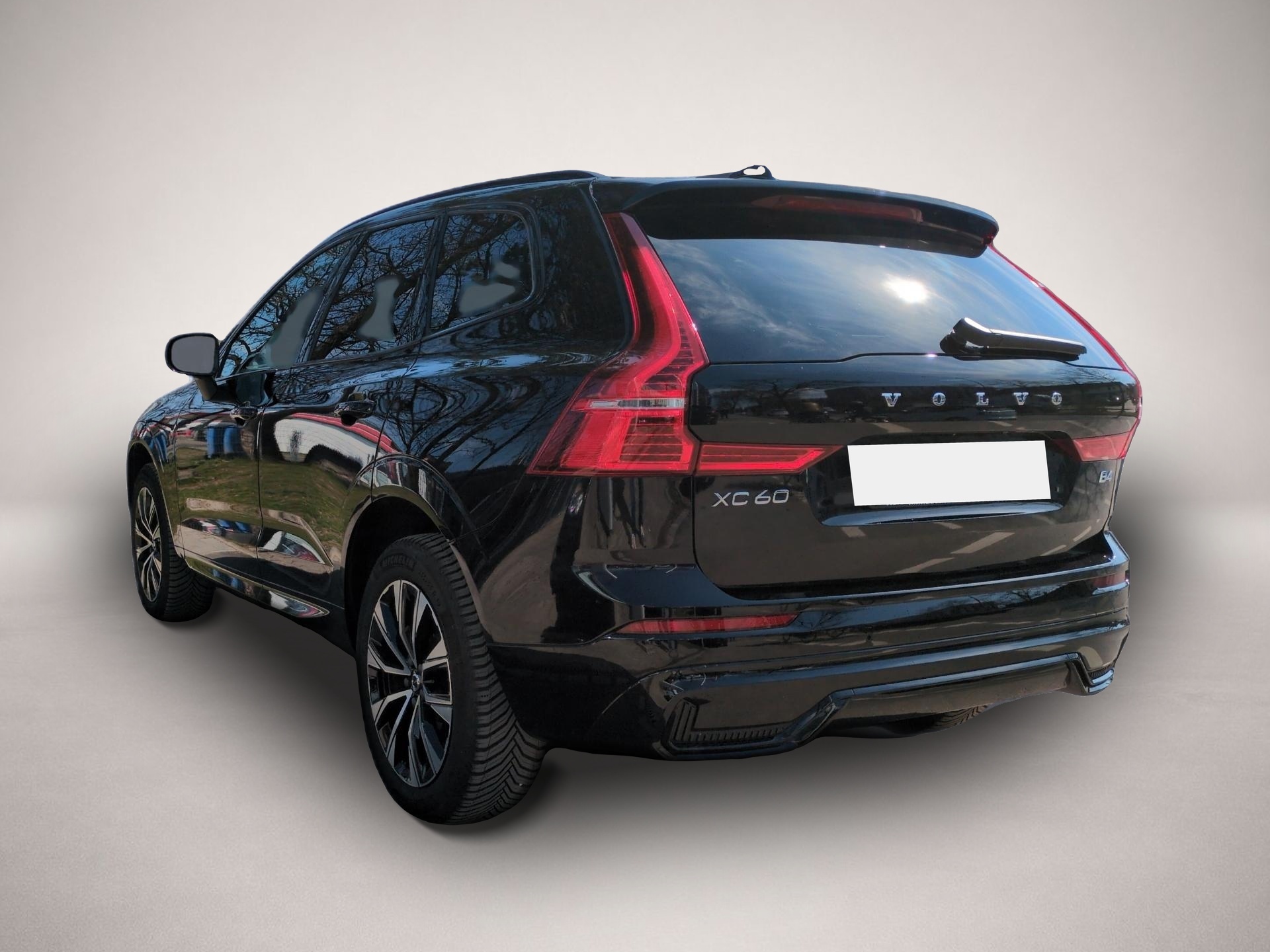 Volvo XC60 (11/2023, Benzin)