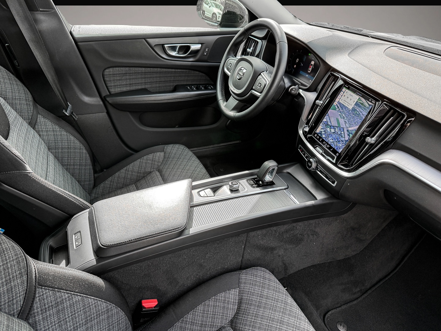 Volvo V60 (11/2023, Benzin)