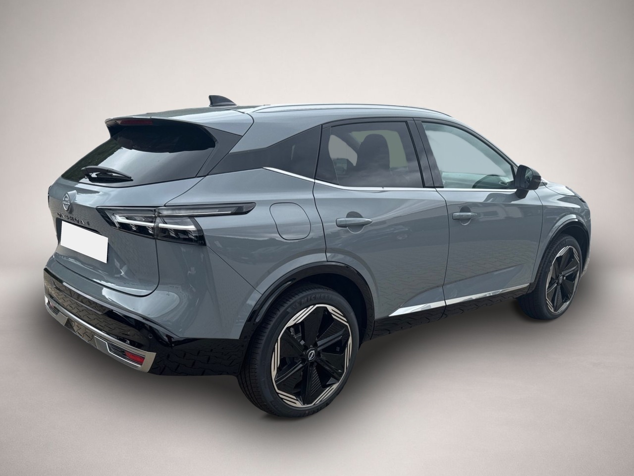 Nissan Qashqai (, Benzin)