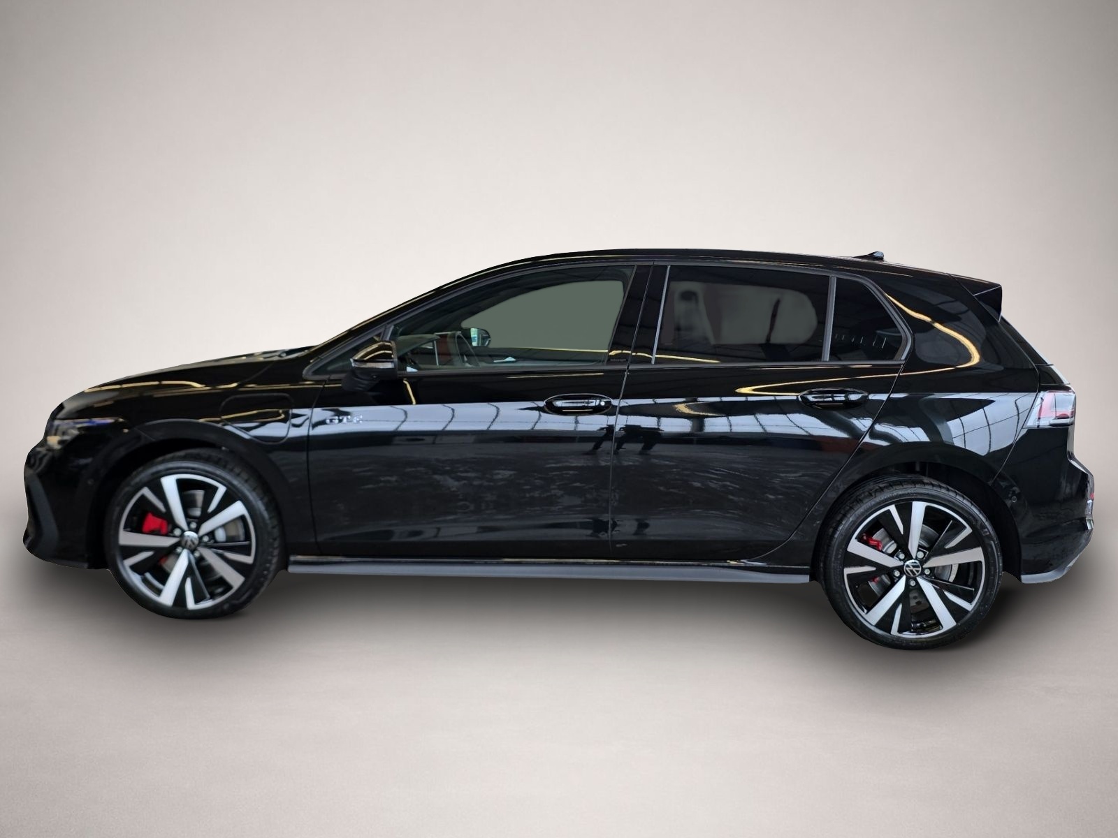 Volkswagen Golf (10/2025, Hybrid (Benzin/Elektro))