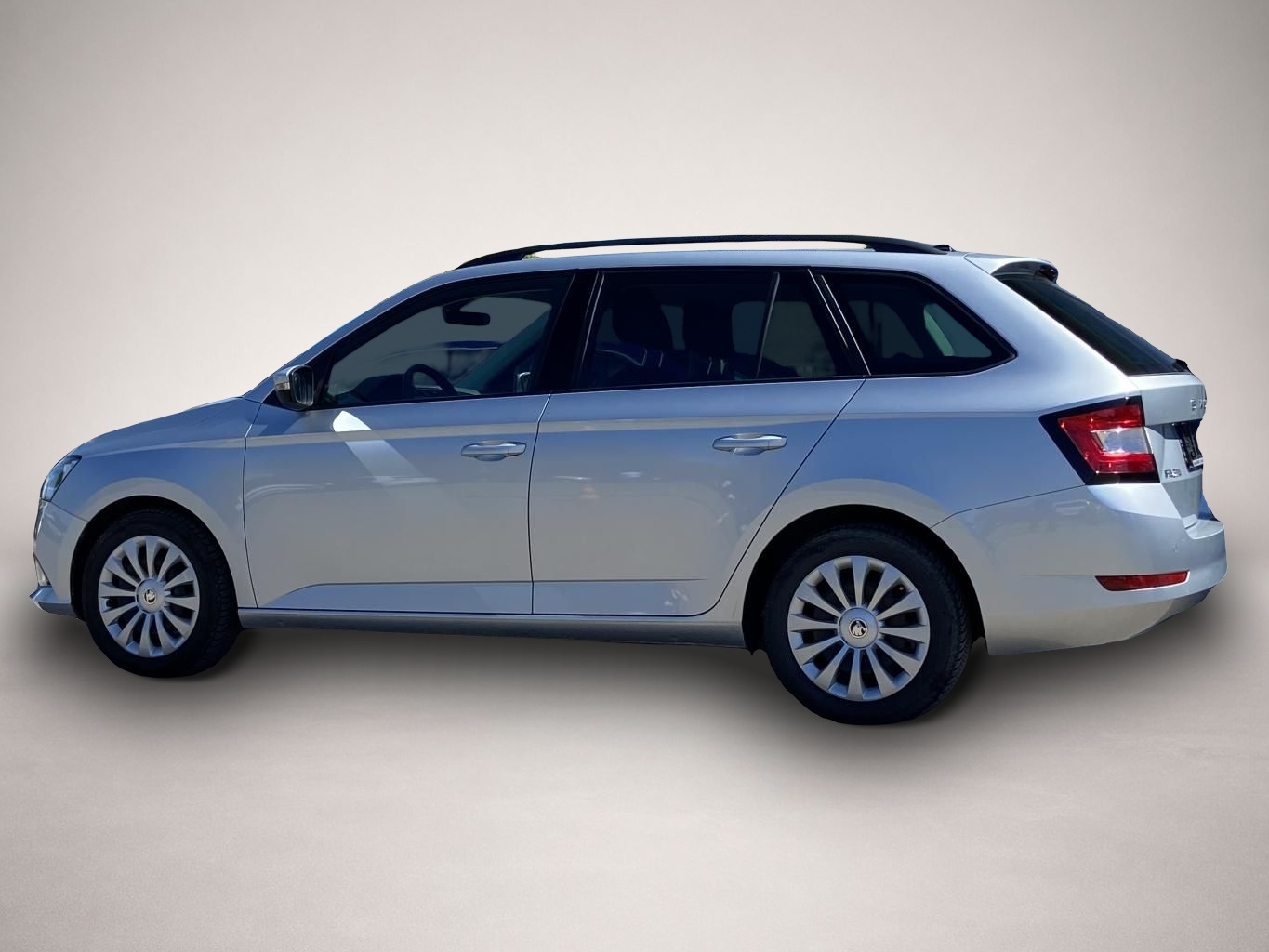 Skoda Fabia (04/2022, )