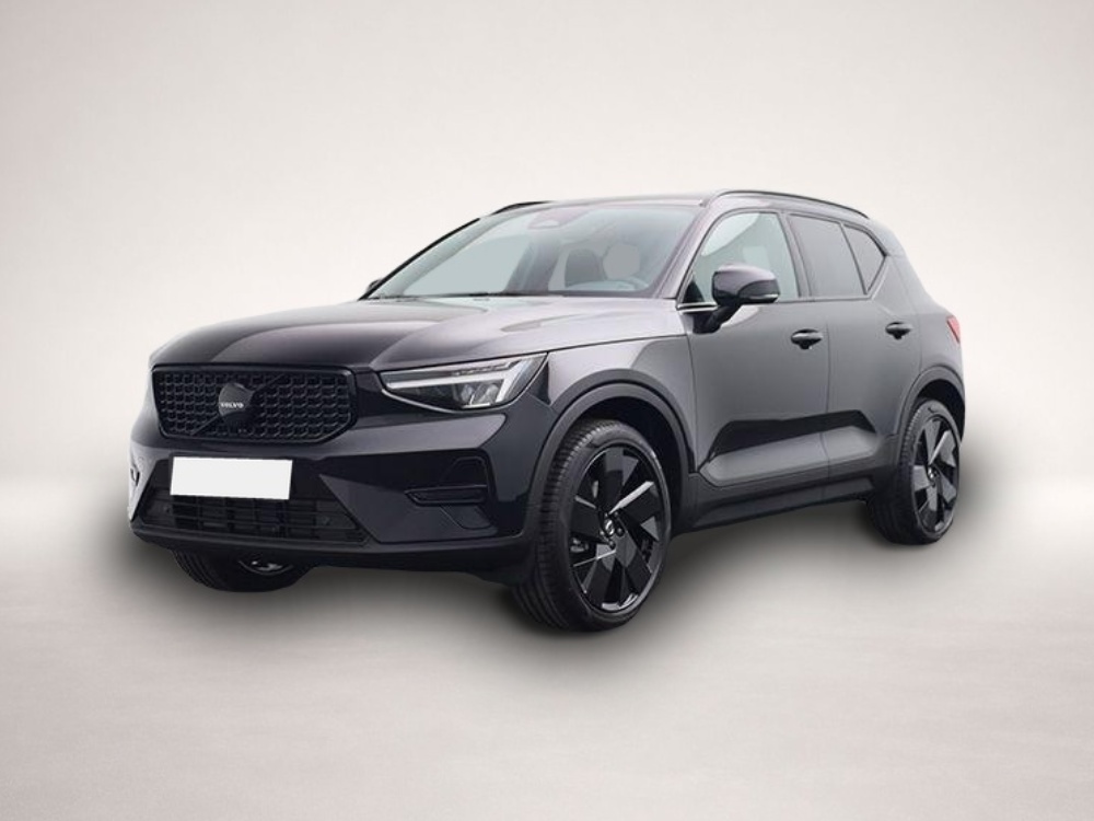 Volvo XC40 (04/2026, Benzin)
