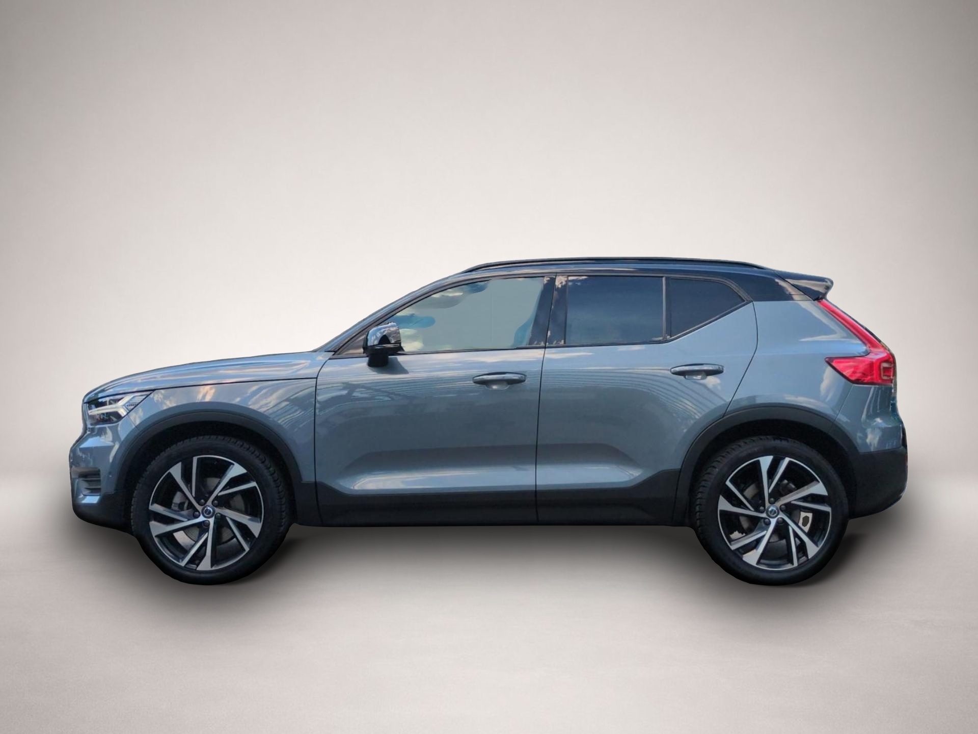 Volvo XC40 (02/2022, Benzin)