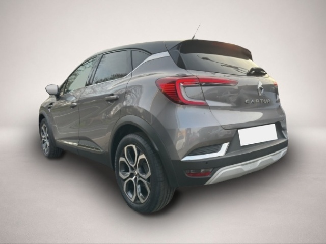 Renault Captur (06/2022, Benzin)