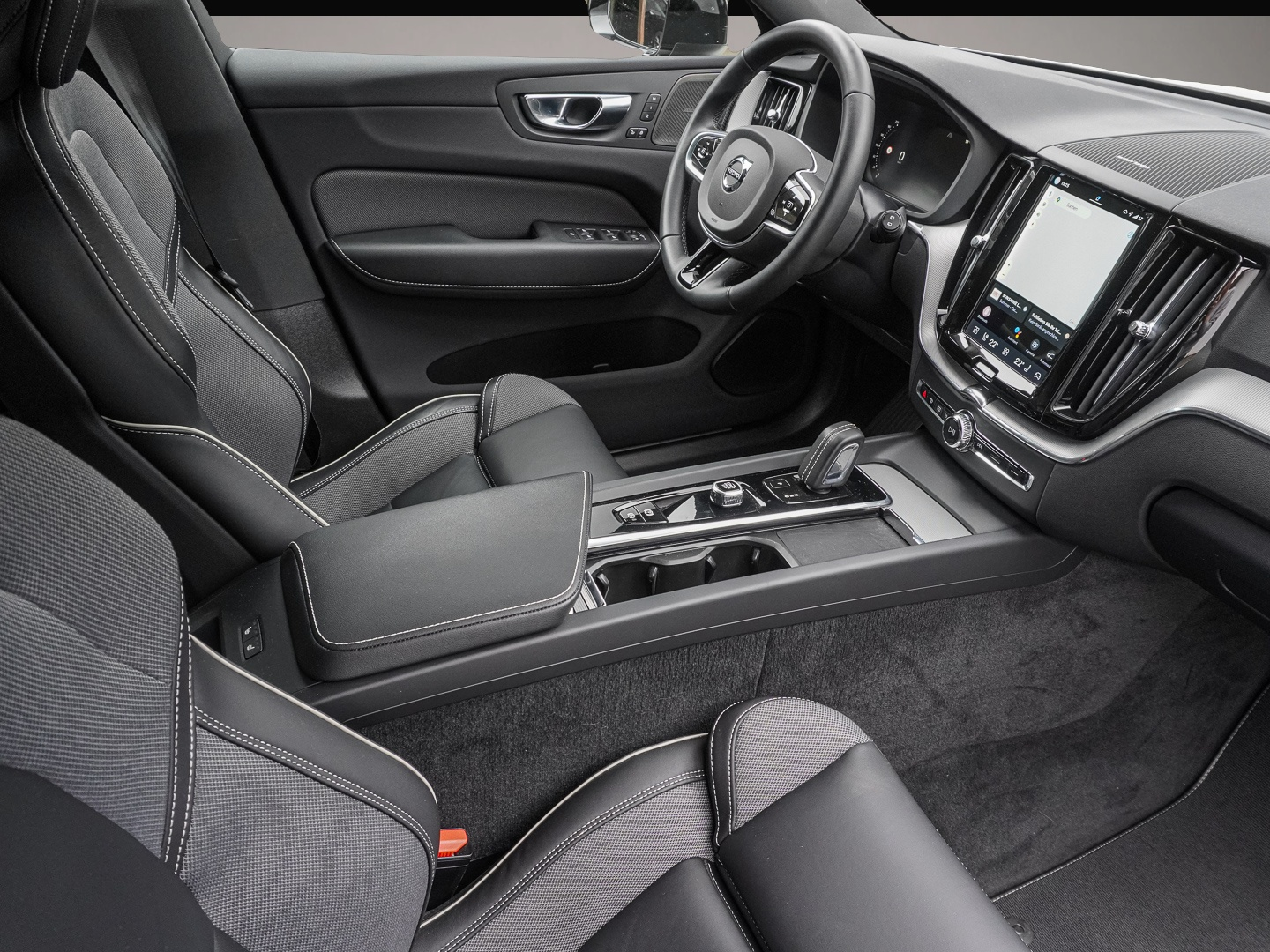 Volvo XC60 (06/2022, Benzin)