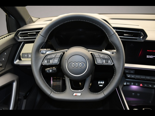 Audi A3 (03/2025, Diesel)
