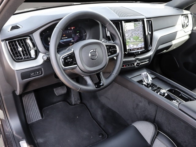 Volvo XC60 (02/2024, Hybrid (Benzin/Elektro))