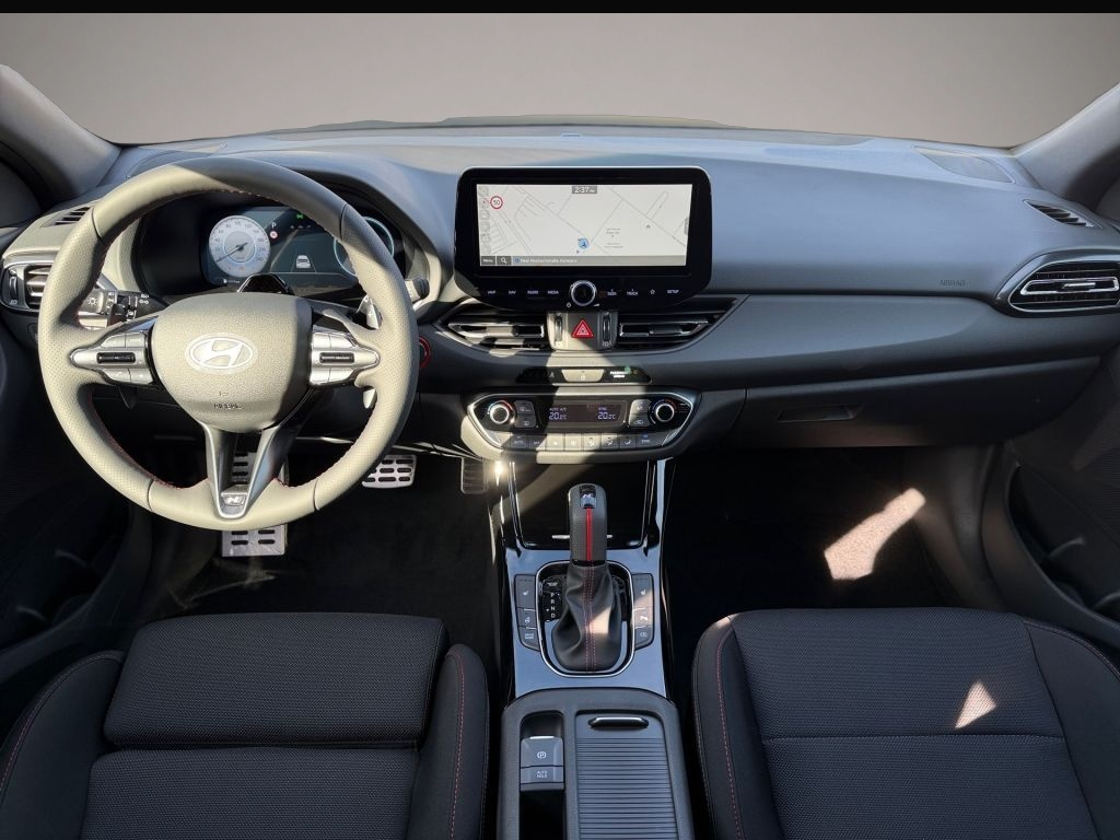 Hyundai i30 (06/2026, Benzin)