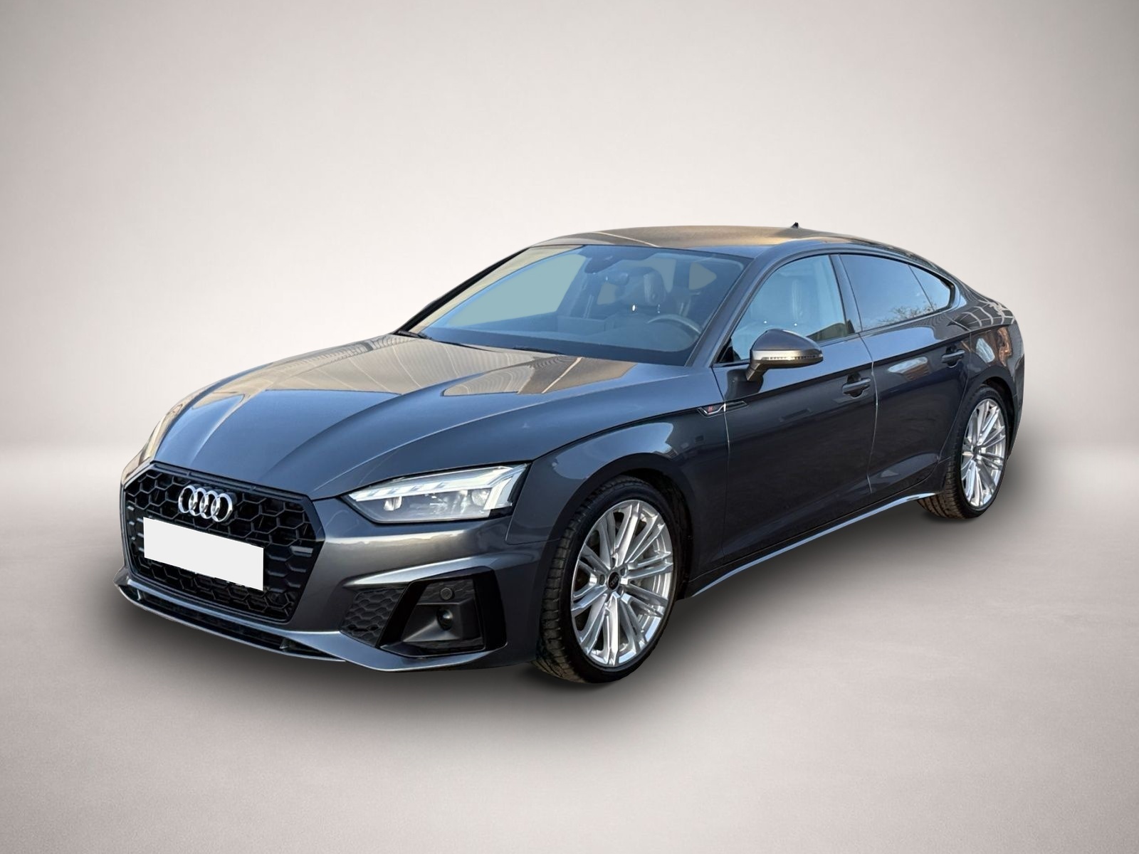 Audi A5 (03/2022, Benzin)