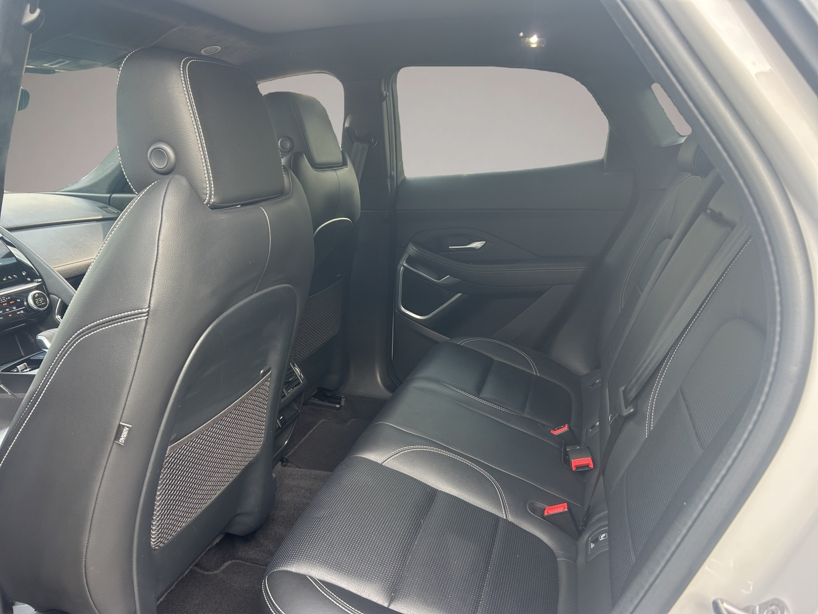 Jaguar E-Pace (03/2022, )