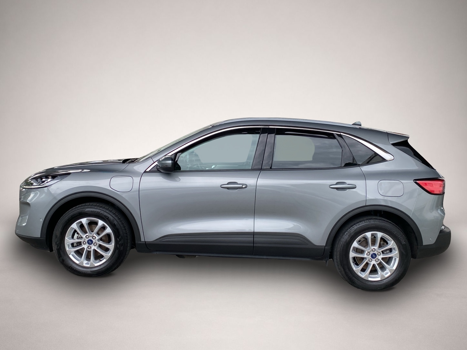 Ford Kuga (05/2022, )