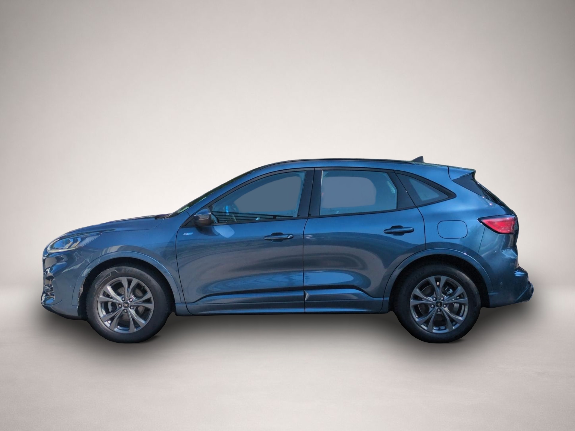 Ford Kuga (01/2024, Benzin)