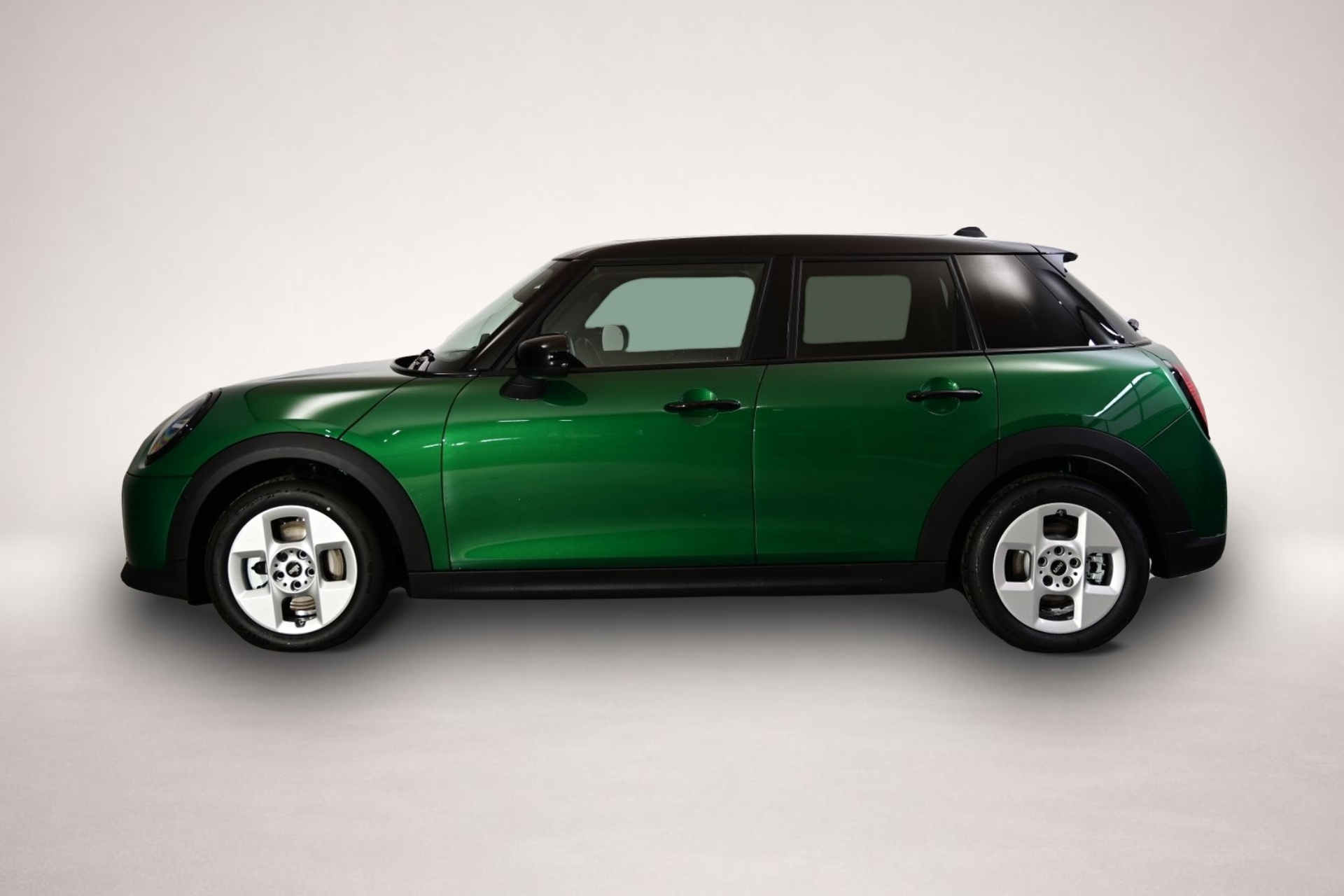 Mini Cooper (03/2026, Benzin)