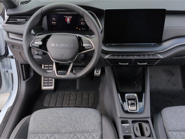 Skoda Octavia (06/2026, Benzin)