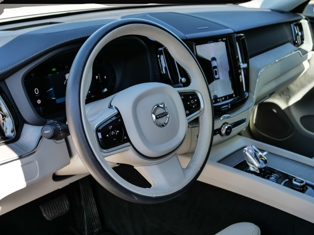 Volvo XC60 (03/2024, Diesel)
