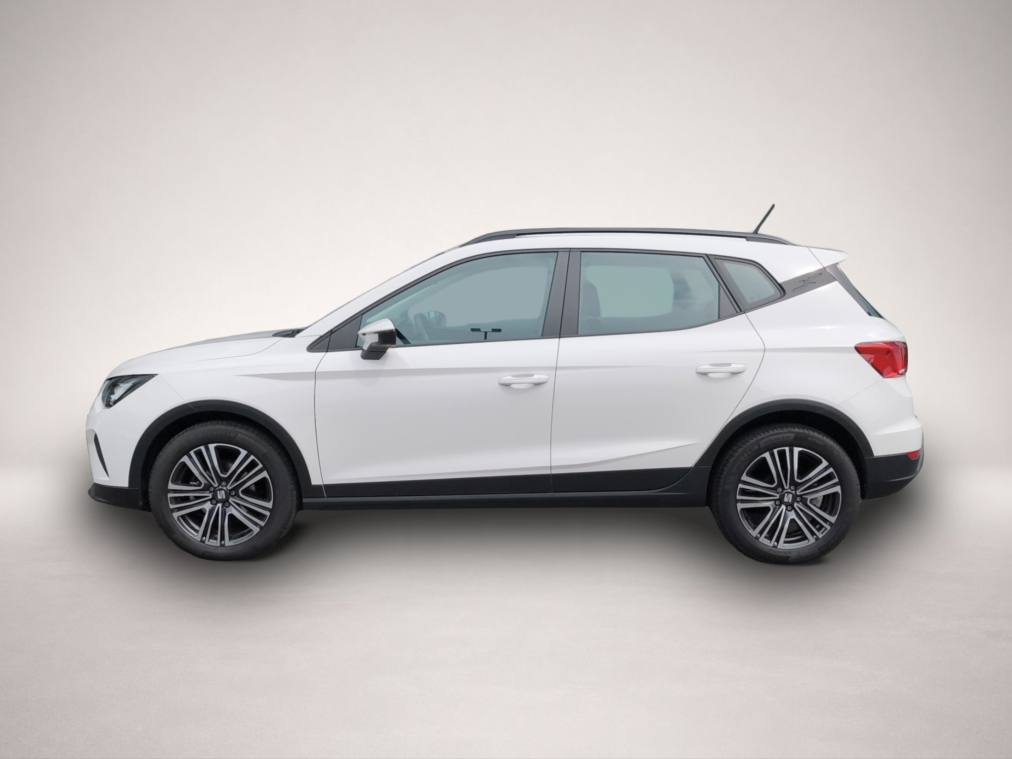 Seat Arona (08/2024, Benzin)