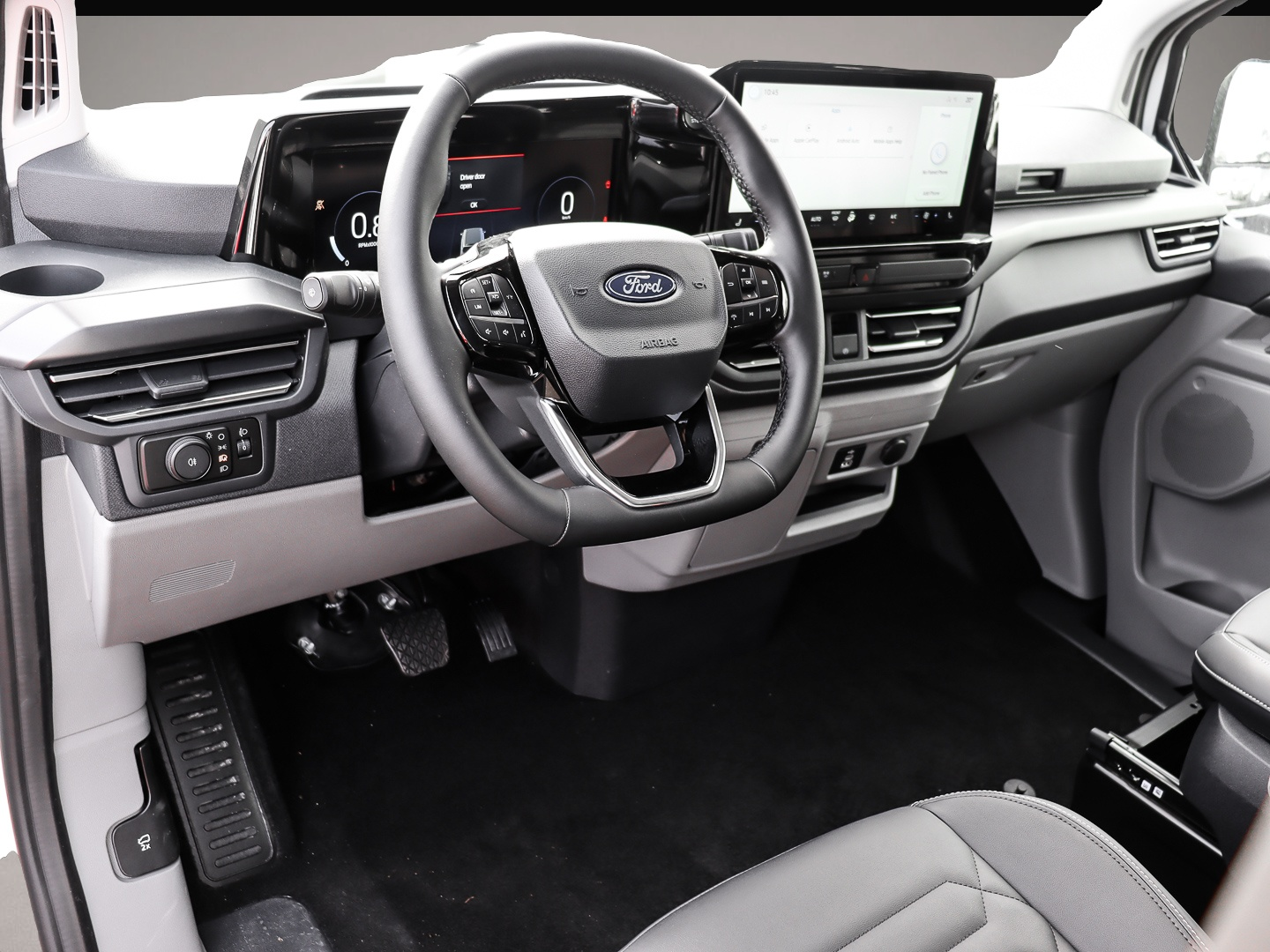 Ford Tourneo Custom (02/2026, Diesel)