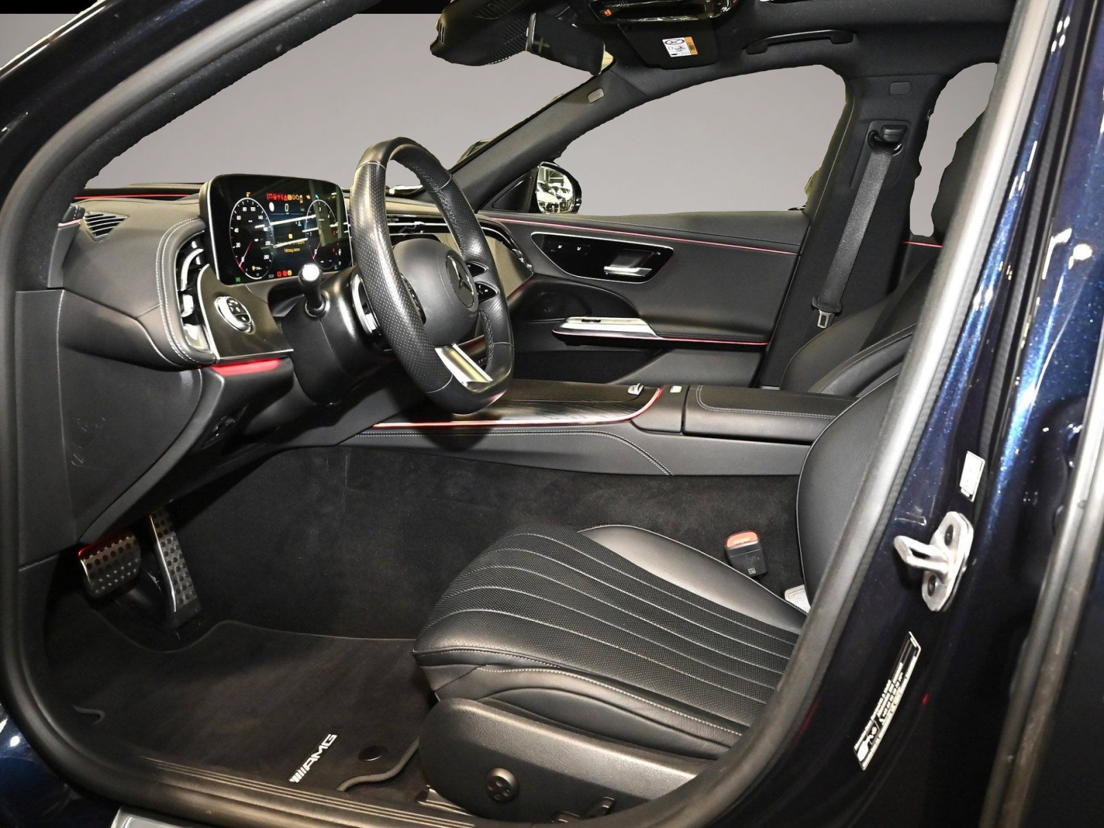 Mercedes-Benz E 220 (11/2023, Diesel)