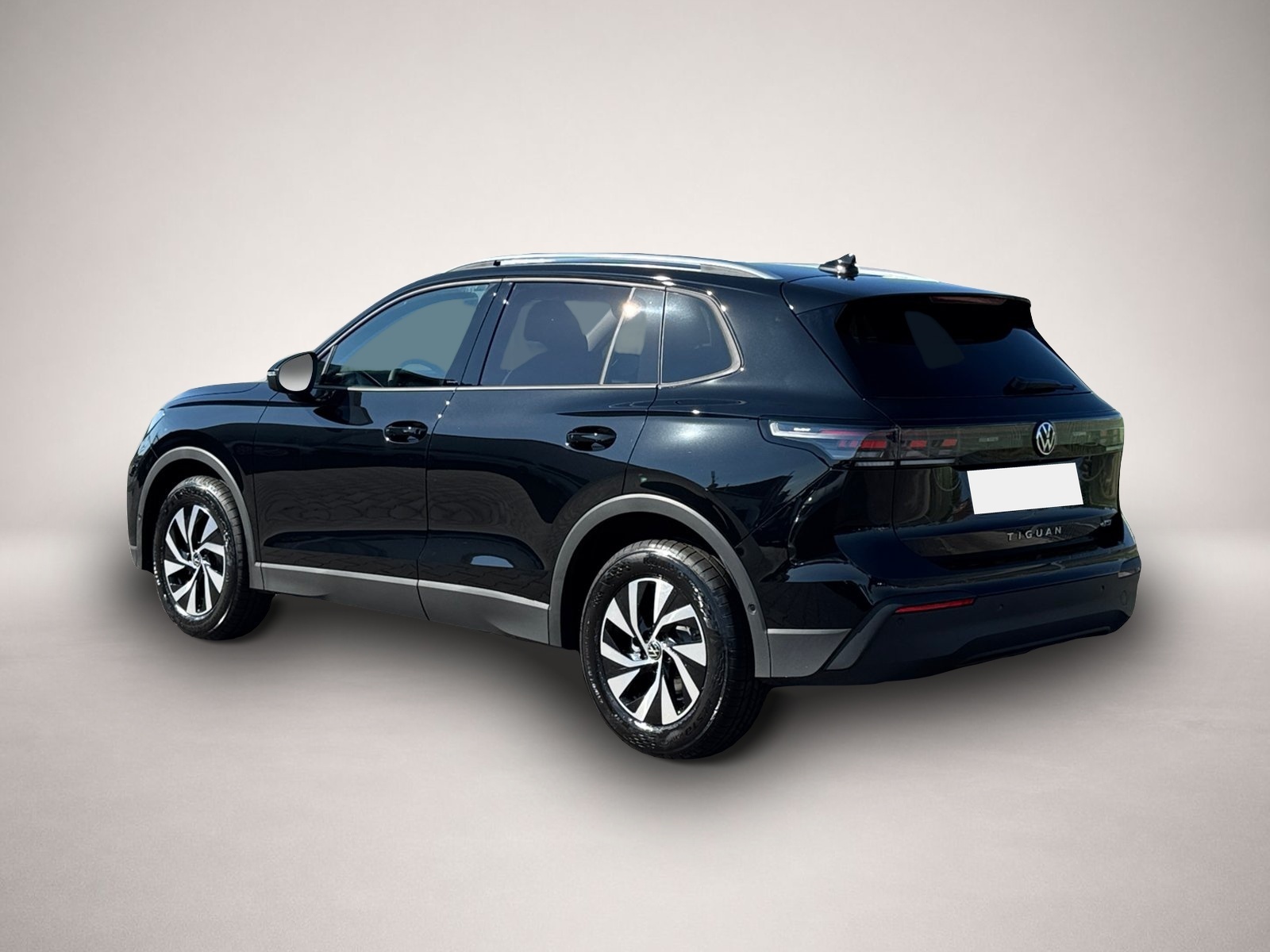 Volkswagen Tiguan (06/2026, Benzin)