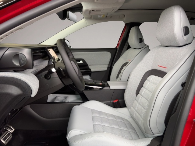 Citroen C5 Aircross (04/2026, Benzin)