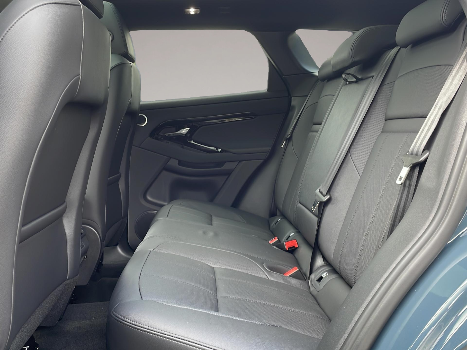 Land-Rover Range Rover Evoque (02/2026, Diesel)