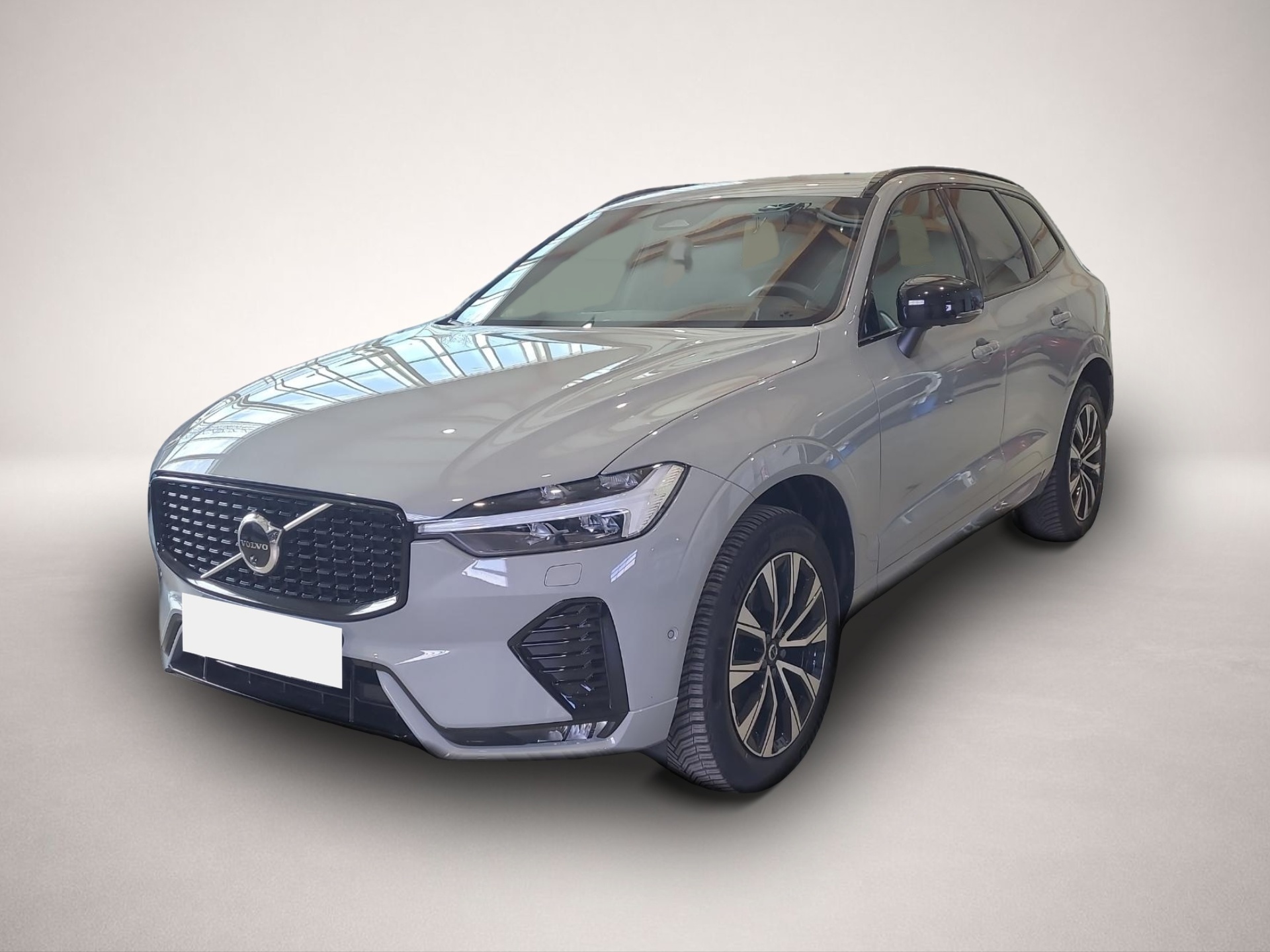 Volvo XC60 (02/2025, Benzin)