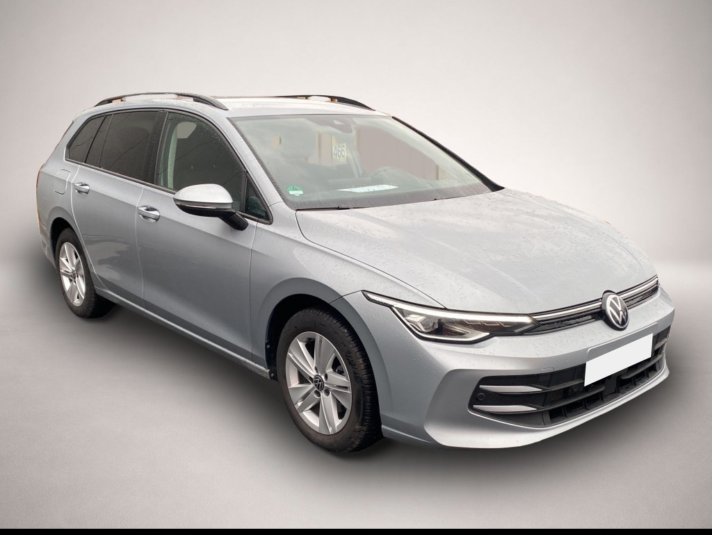Volkswagen Golf (06/2025, Benzin)