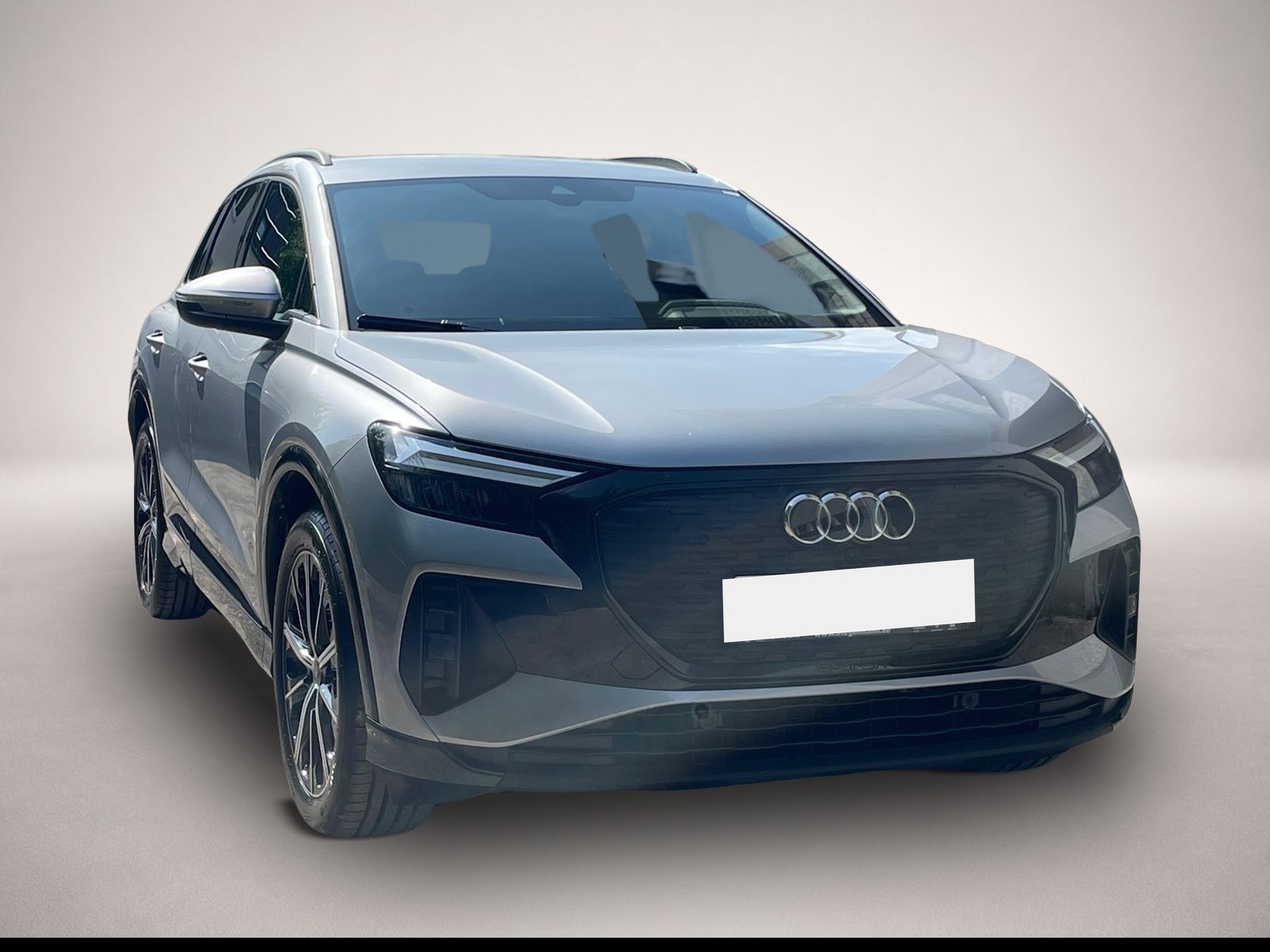 Audi Q4 e-tron (09/2025, ELECTRIC)