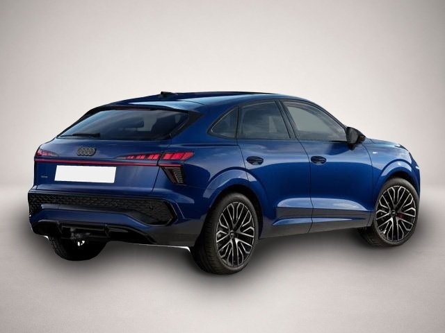 Audi Q3 (, Benzin)