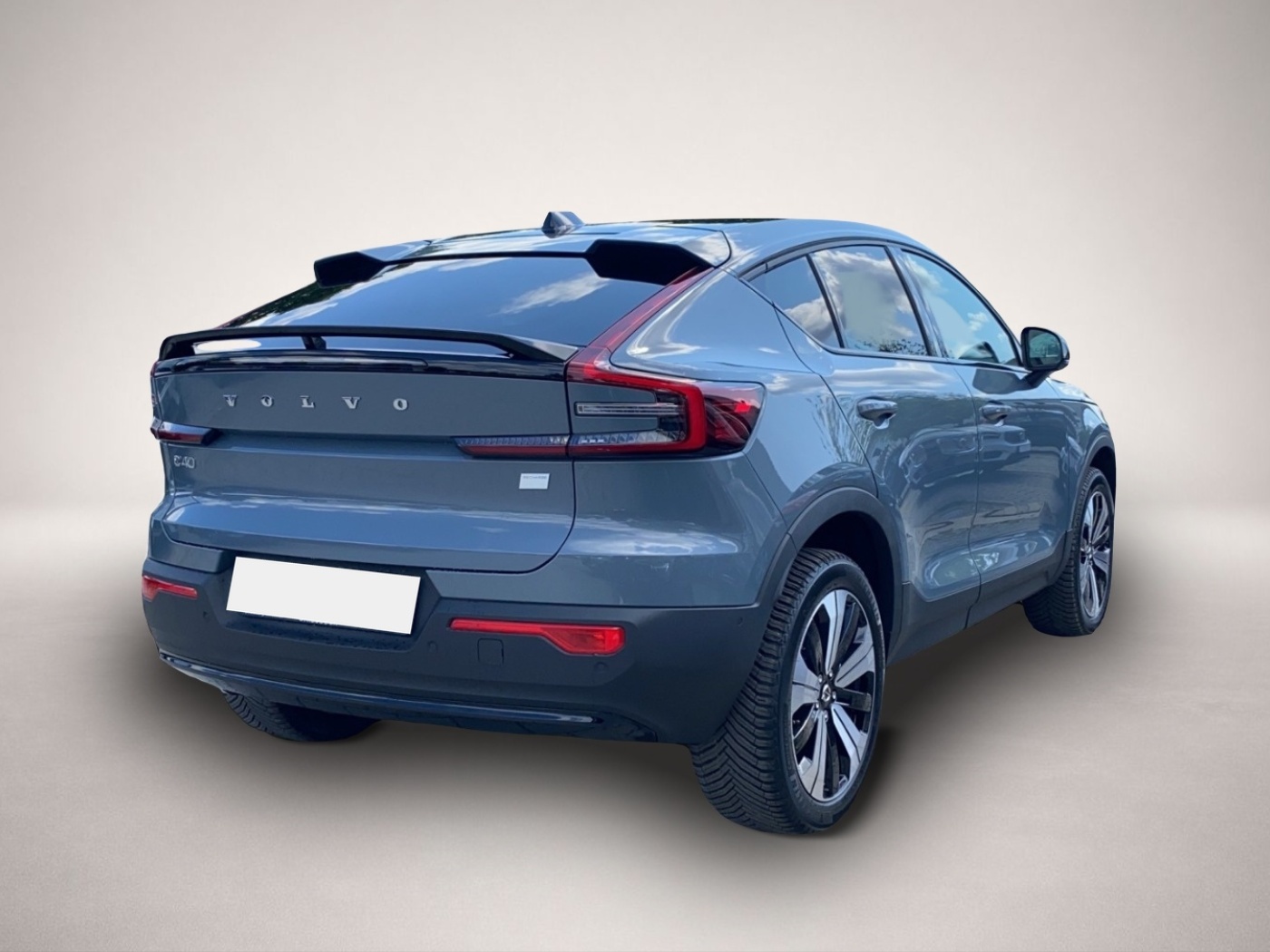 Volvo C40 (06/2023, ELECTRIC)