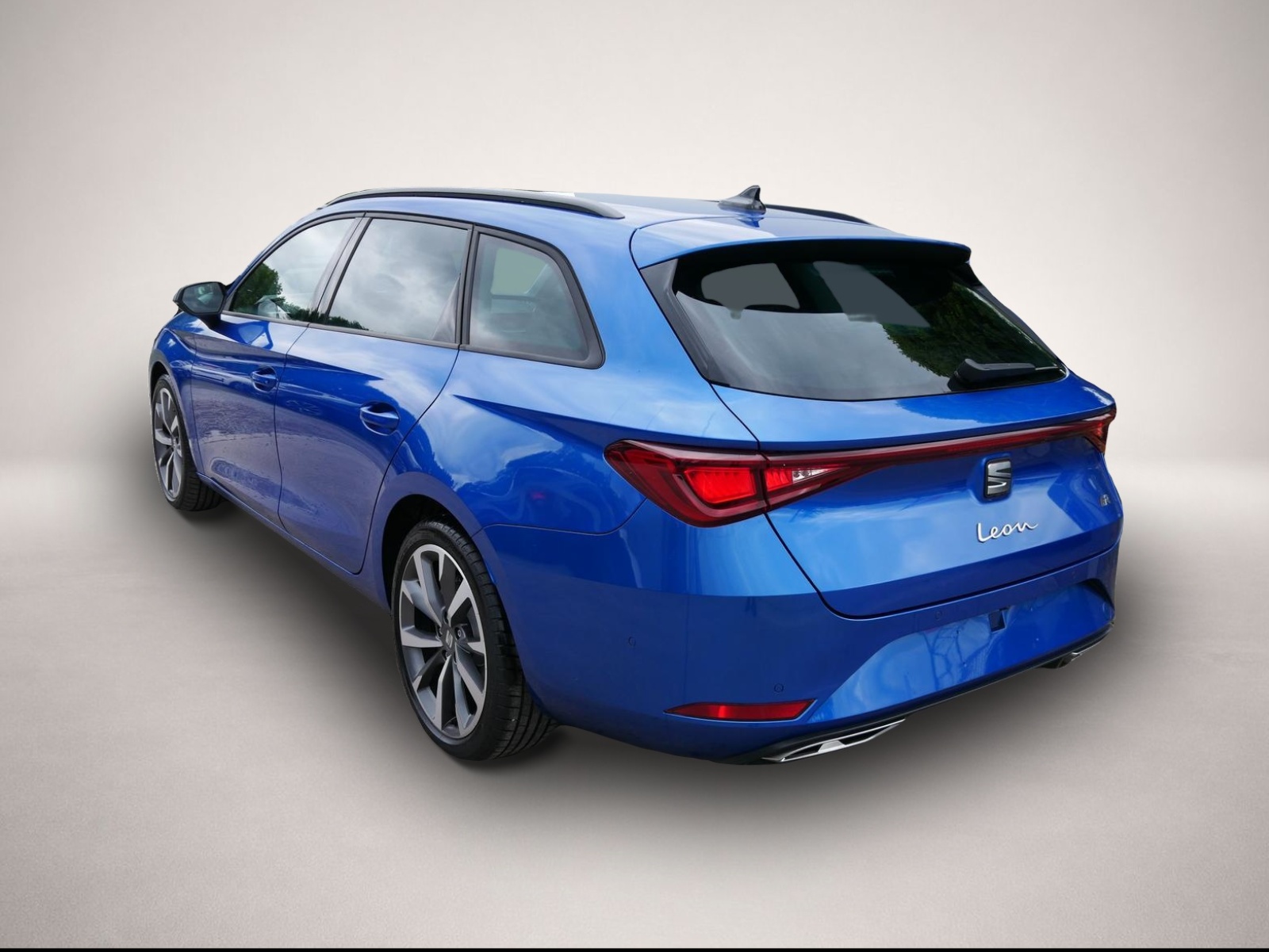 Seat Leon (01/2026, Benzin)