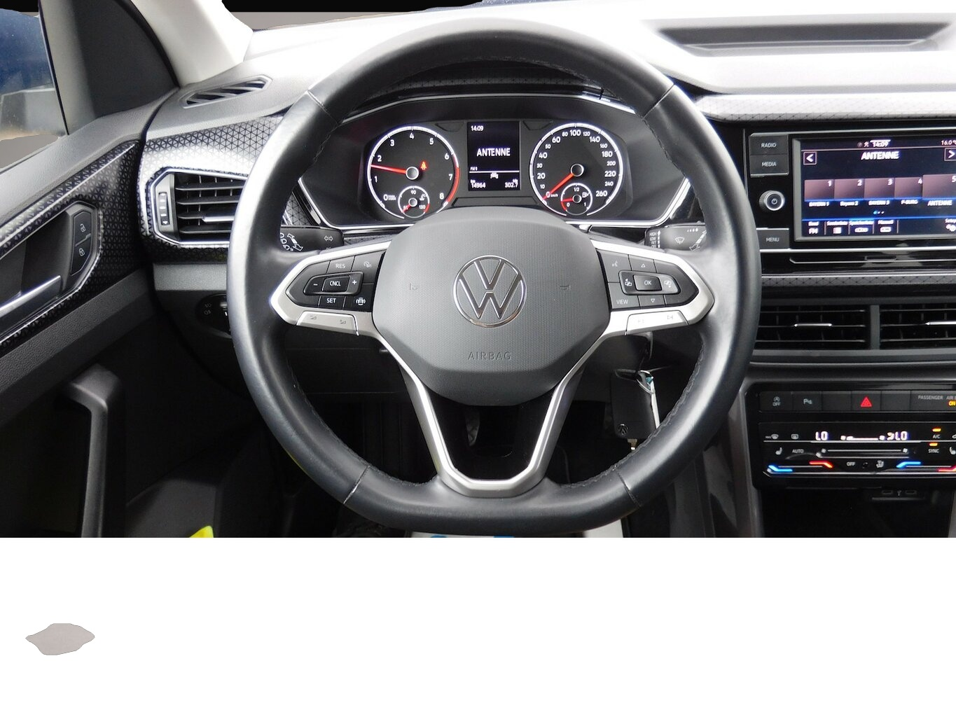 Volkswagen T-Cross (06/2022, Benzin)