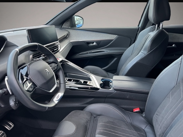 Peugeot 3008 (12/2023, Benzin)