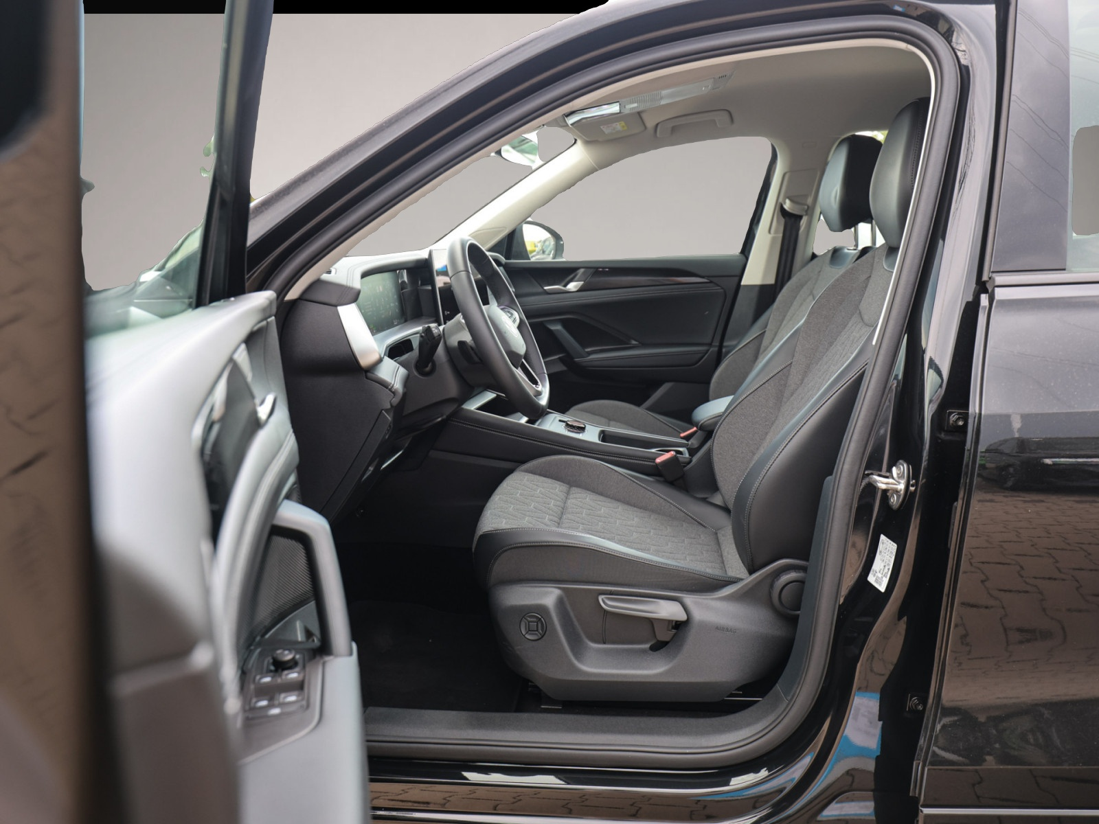Volkswagen Tayron (07/2025, Hybrid (Benzin/Elektro))