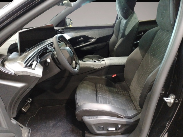 Peugeot 5008 (09/2025, Benzin)