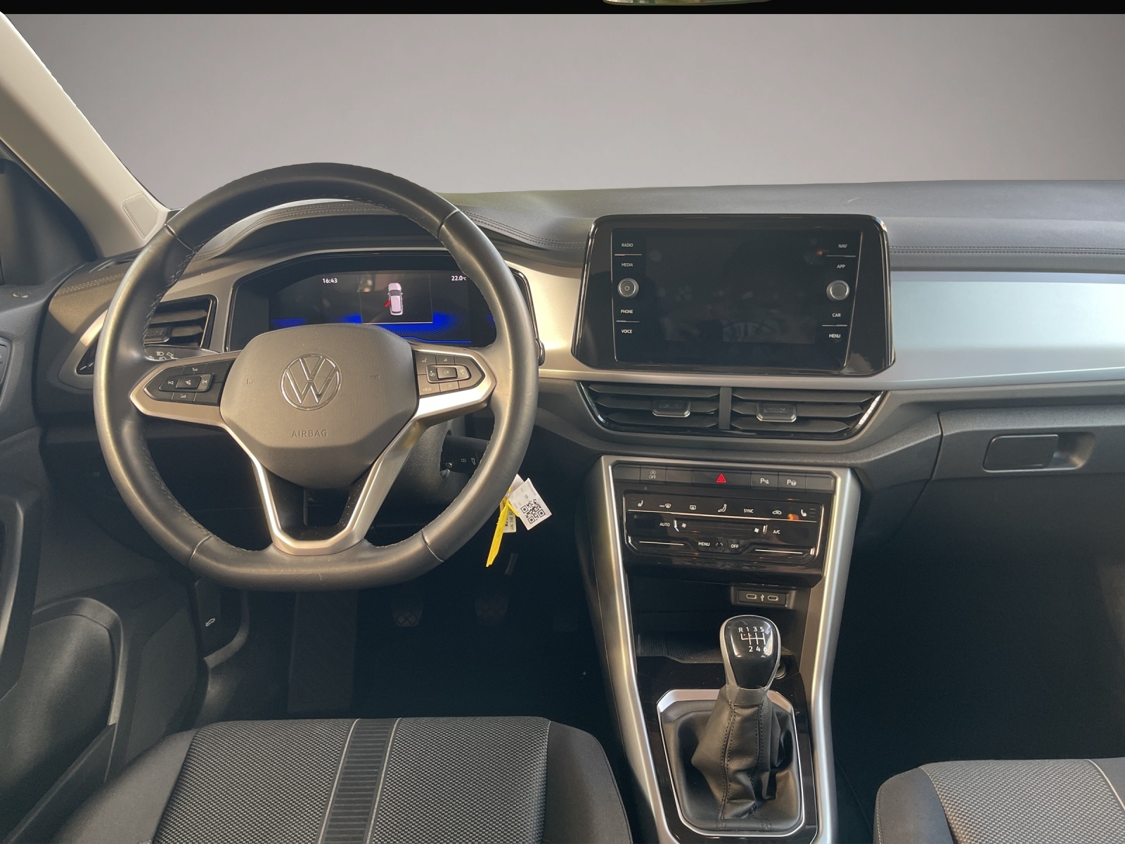 Volkswagen T-Roc (09/2023, Benzin)