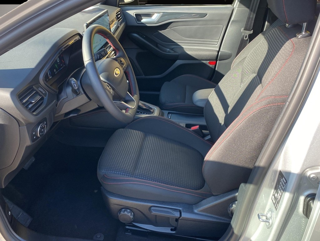 Ford Focus (11/2024, Benzin)