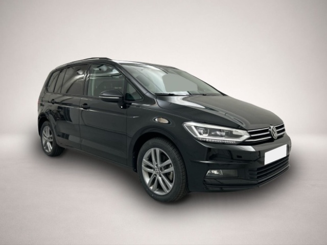 Volkswagen Touran (12/2025, Benzin)