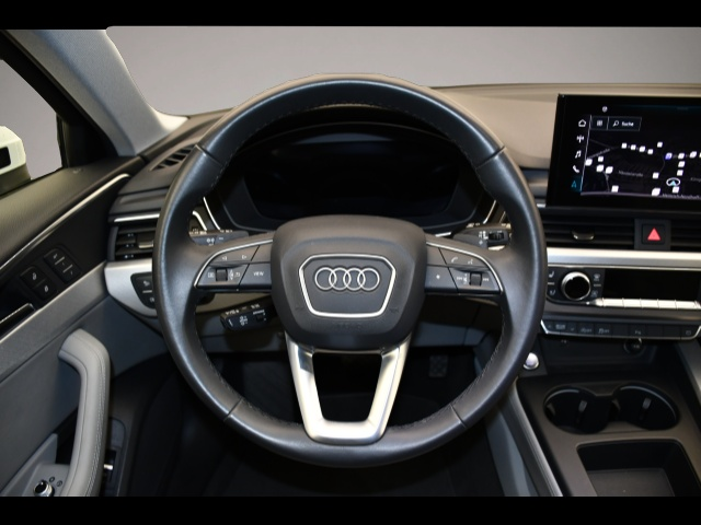 Audi A4 (10/2022, Diesel)