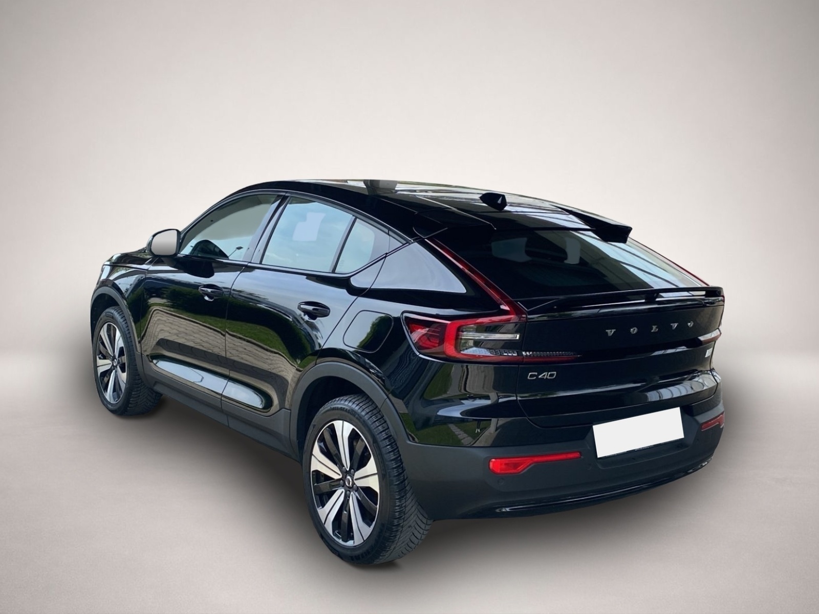 Volvo C40 (11/2022, ELECTRIC)